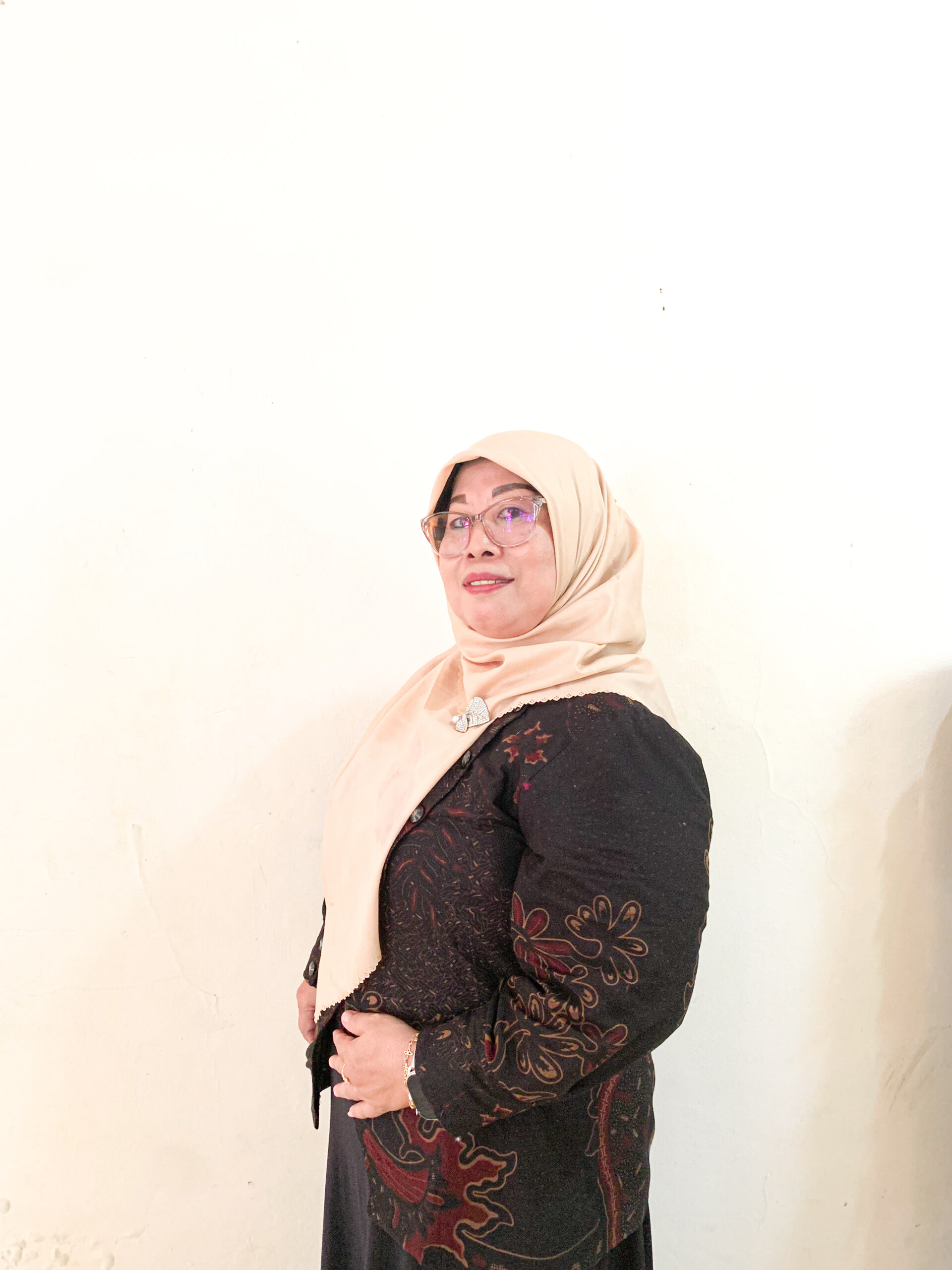 Ny. ENDANG WIDIANTI MUGIONO
