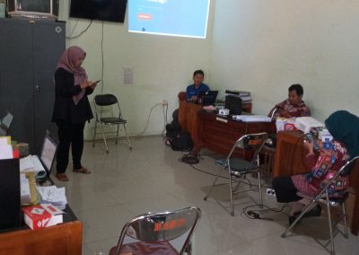 Pelatihan website Pemdes Sikampuh